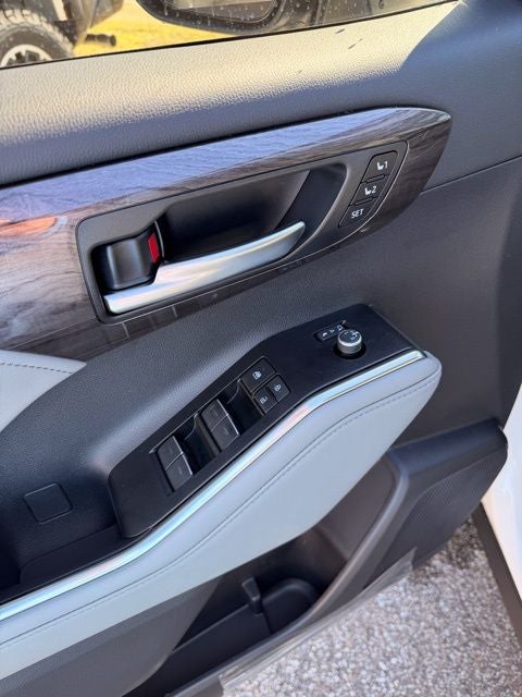 2026 Toyota Highlander Limited