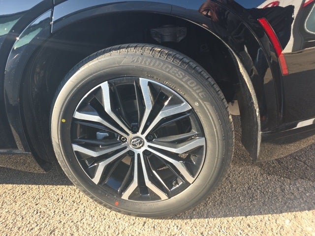 2026 Toyota Toyota Crown Signia XLE