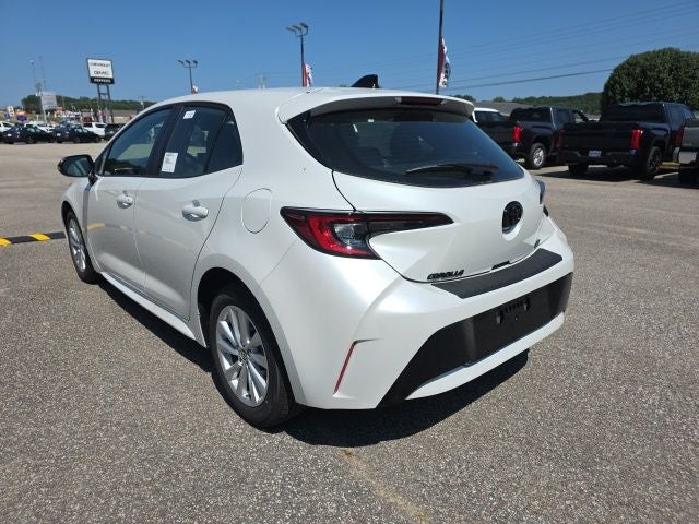 2026 Toyota Corolla Hatchback SE
