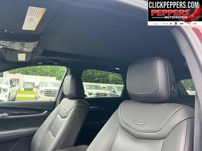 2022 Cadillac XT5 Premium Luxury