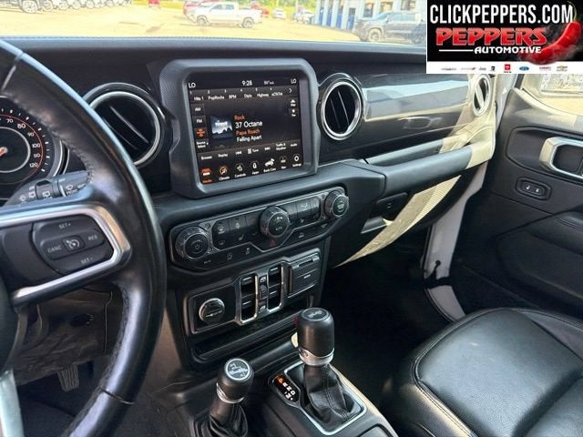 2022 Jeep Wrangler Unlimited Sahara Altitude