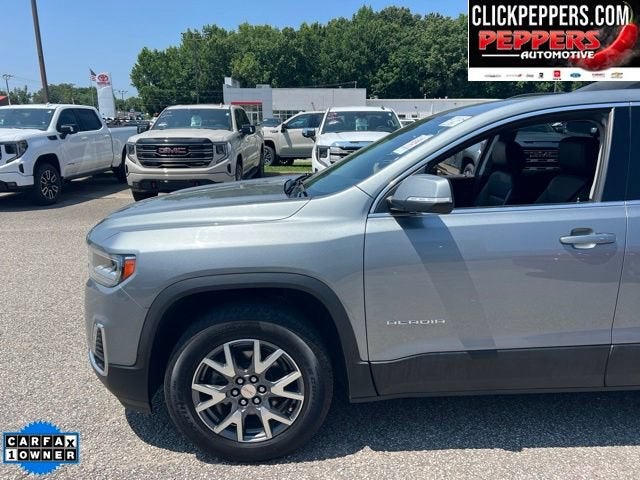 2023 GMC Acadia SLT