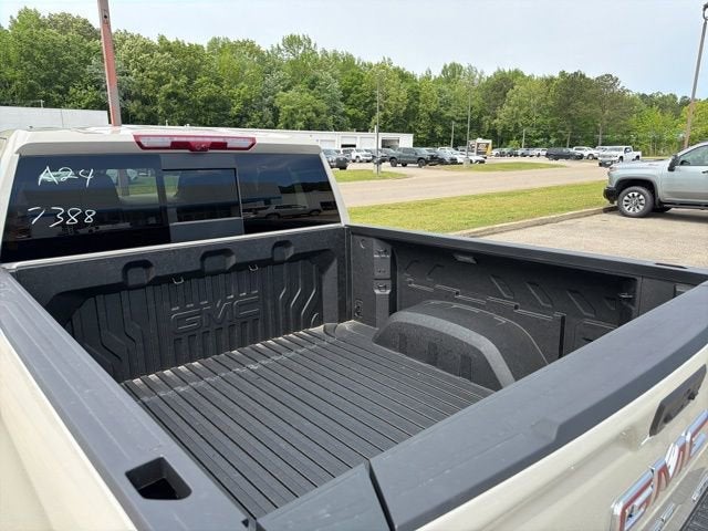 2026 GMC Sierra 1500 AT4 - Photo 7