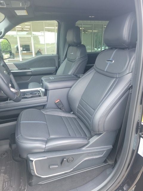2026 Ford F-450SD Platinum DRW