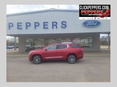 2023 GMC Acadia Denali 4X2