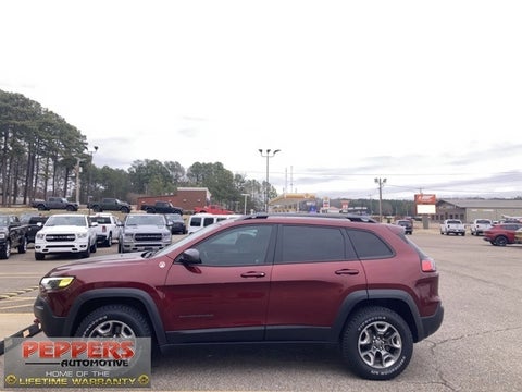 2019 Jeep Cherokee Trailhawk in Paris, TN - Peppers Automotive Group