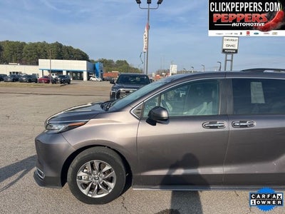 2022 Toyota Sienna XLE