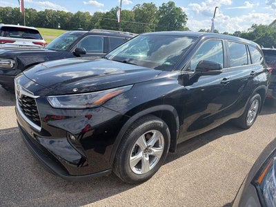 2023 Toyota Highlander LE