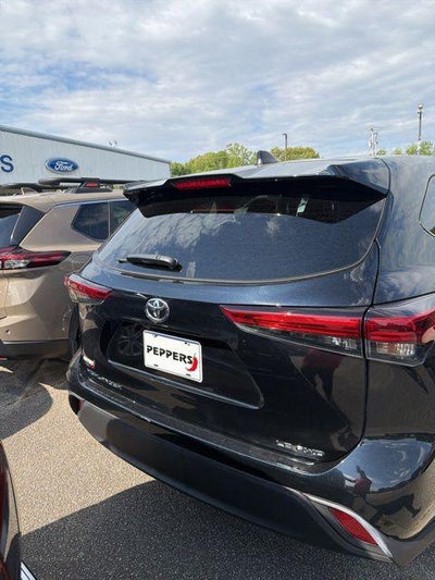 2023 Toyota Highlander LE