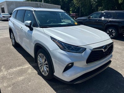 2023 Toyota Highlander Platinum