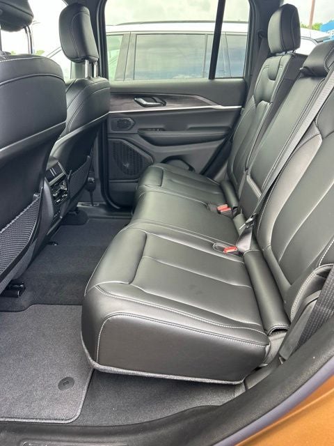 2026 Jeep Grand Cherokee GRAND CHEROKEE LIMITED 4X2