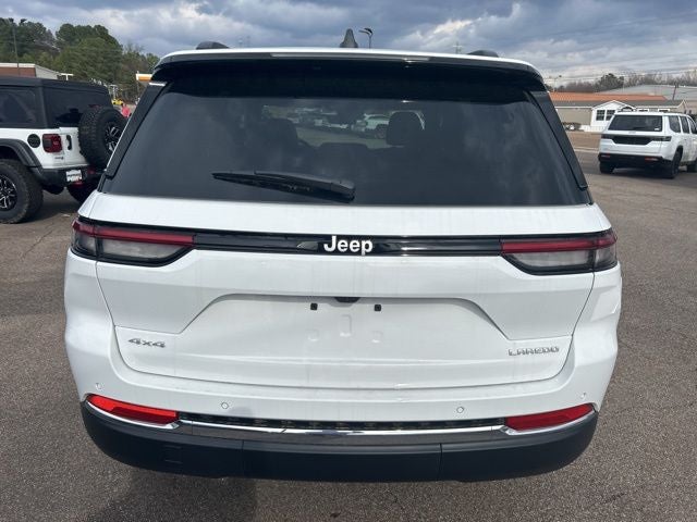 2026 Jeep Grand Cherokee GRAND CHEROKEE LAREDO X 4X4