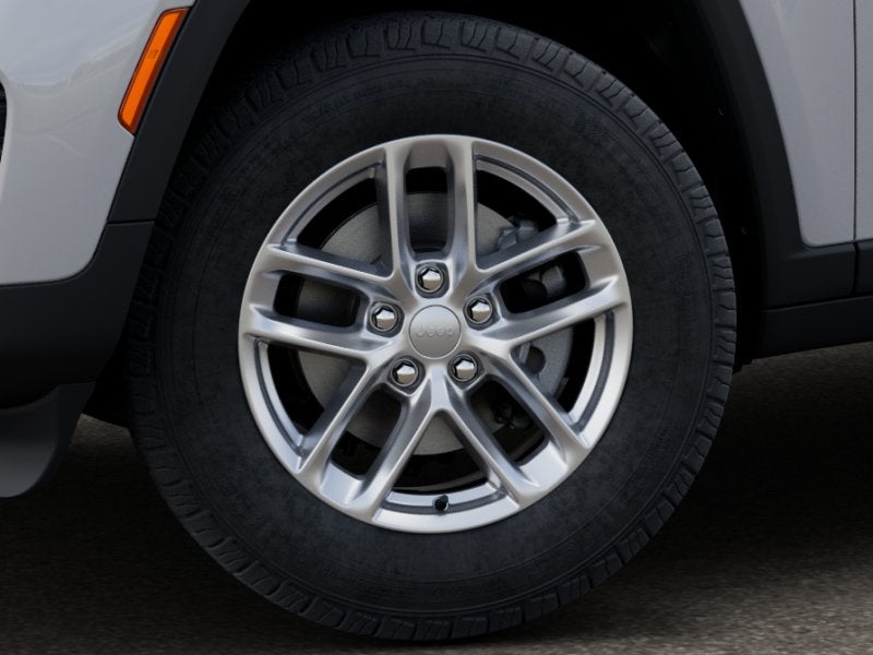 2026 Jeep Grand Cherokee GRAND CHEROKEE LAREDO X 4X4