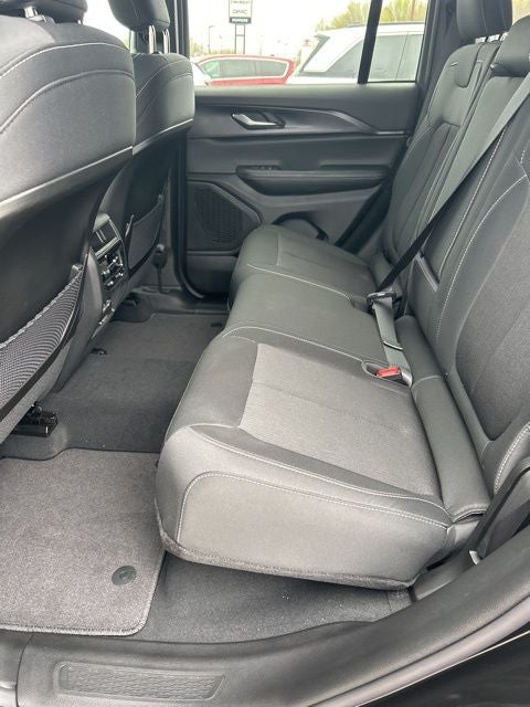 2026 Jeep Grand Cherokee GRAND CHEROKEE LAREDO X 4X4