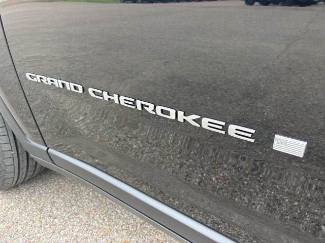 2026 Jeep Grand Cherokee GRAND CHEROKEE LAREDO X 4X4