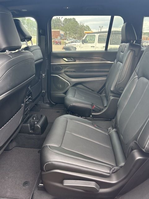 2026 Jeep Grand Cherokee GRAND CHEROKEE L LIMITED RESERVE 4X4