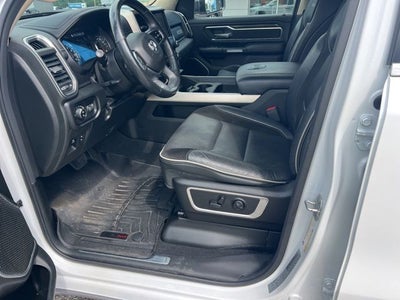 2019 RAM 1500 Laramie Crew Cab 4x2 5'7' Box