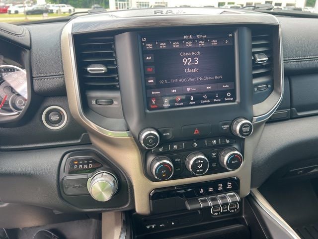 2019 RAM 1500 Laramie Crew Cab 4x2 5'7' Box