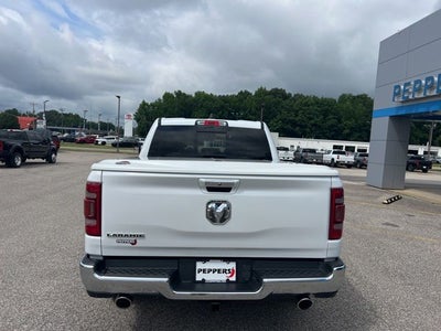 2019 RAM 1500 Laramie Crew Cab 4x2 5'7' Box