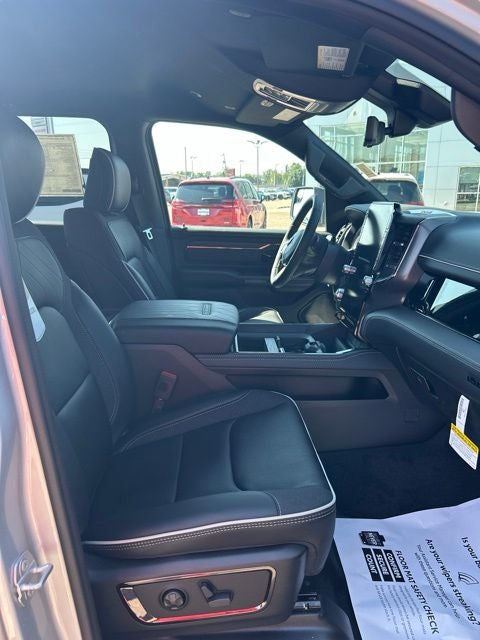 2027 RAM Ram 1500 RAM 1500 LIMITED CREW CAB 4X4 5'7' BOX