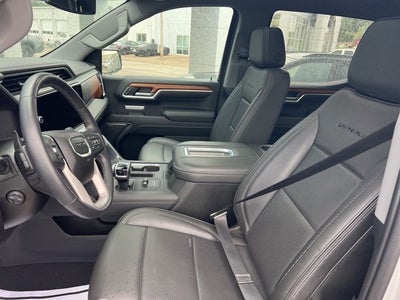 2022 GMC Sierra 1500 4WD Crew Cab Short Box Denali