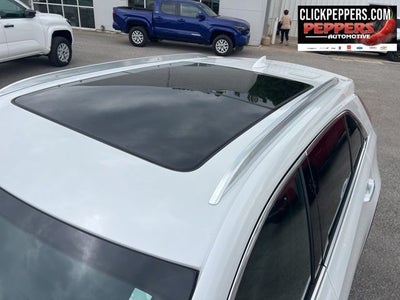 2023 Cadillac XT4 AWD Premium Luxury