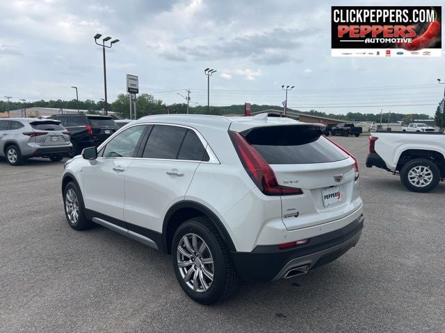 2023 Cadillac XT4 AWD Premium Luxury