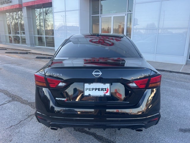 2025 Nissan Altima SL FWD