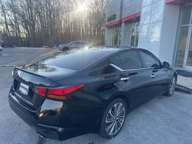 2025 Nissan Altima SL FWD