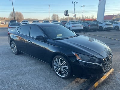 2025 Nissan Altima SL FWD