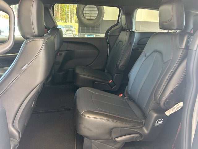2027 Chrysler Pacifica PACIFICA SELECT AWD