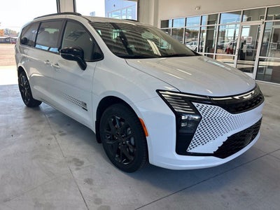 2027 Chrysler Pacifica PACIFICA SELECT AWD