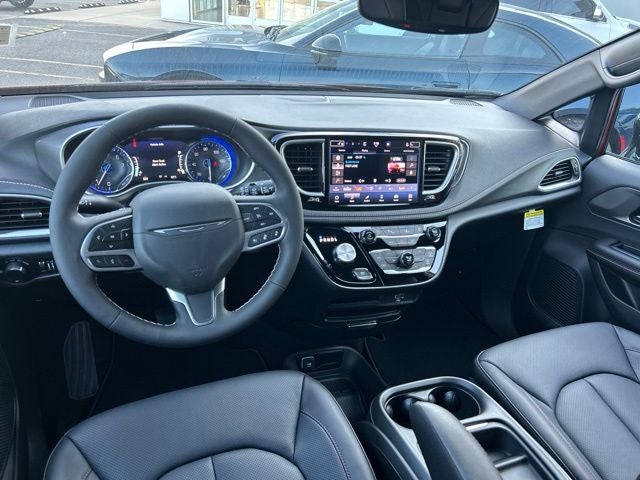 2027 Chrysler Pacifica PACIFICA SELECT AWD