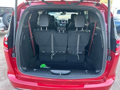 2027 Chrysler Pacifica PACIFICA SELECT AWD