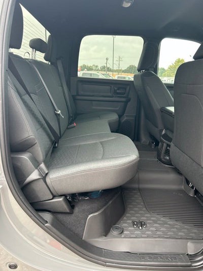 2027 RAM Ram 2500 RAM 2500 BLACK EXPRESS CREW CAB 4X4 6'4' BOX
