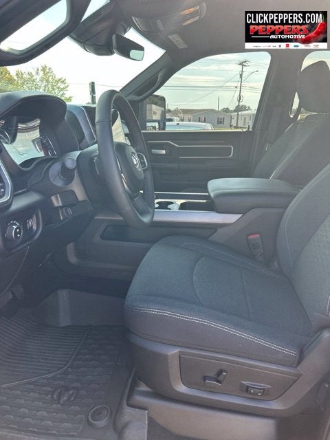 2025 RAM 2500 Big Horn Crew Cab 4x4 6'4' Box
