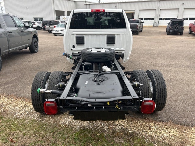 2026 RAM Ram 5500 Chassis Cab RAM 5500 TRADESMAN CHASSIS CREW CAB 4X4 60' CA