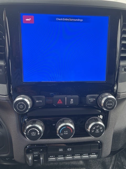 2026 RAM Ram 5500 Chassis Cab RAM 5500 TRADESMAN CHASSIS CREW CAB 4X4 60' CA