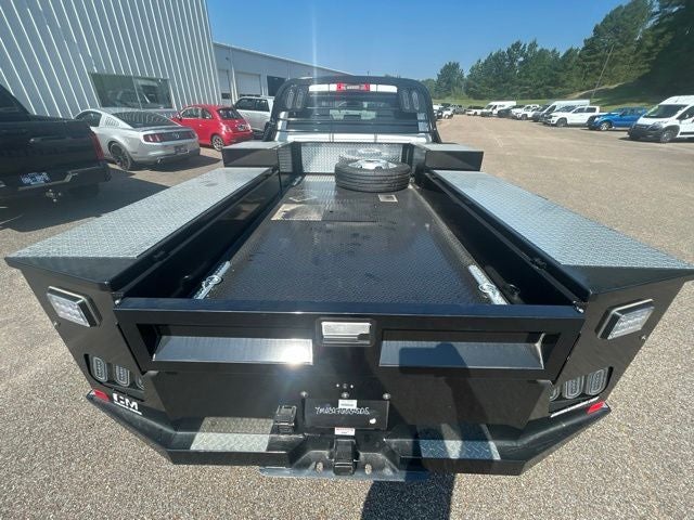 2027 RAM Ram 5500 Chassis Cab RAM 5500 TRADESMAN CHASSIS CREW CAB 4X4 60' CA
