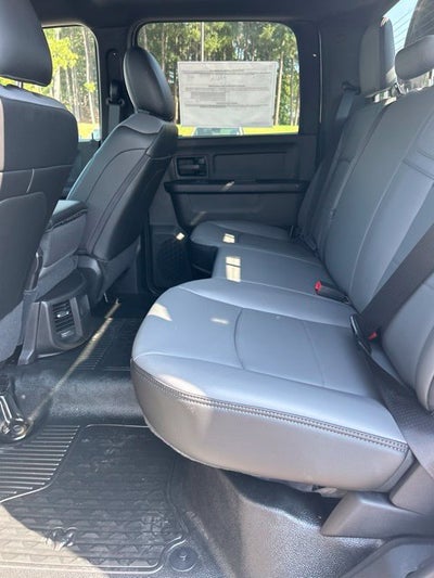 2027 RAM Ram 5500 Chassis Cab RAM 5500 TRADESMAN CHASSIS CREW CAB 4X4 60' CA