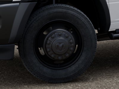 2027 RAM Ram 5500 Chassis Cab RAM 5500 TRADESMAN CHASSIS CREW CAB 4X4 60' CA