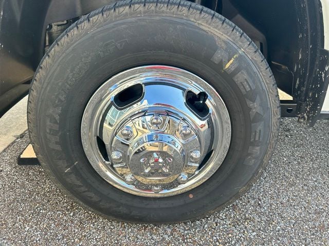 2027 RAM Ram 3500 Chassis Cab RAM 3500 TRADESMAN CREW CAB CHASSIS 4X4 60' CA