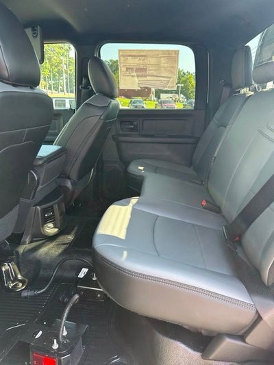 2027 RAM Ram 3500 Chassis Cab RAM 3500 TRADESMAN CREW CAB CHASSIS 4X4 60' CA