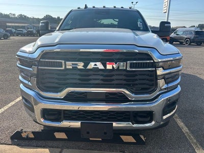 2027 RAM Ram 3500 Chassis Cab RAM 3500 TRADESMAN CREW CAB CHASSIS 4X4 60' CA