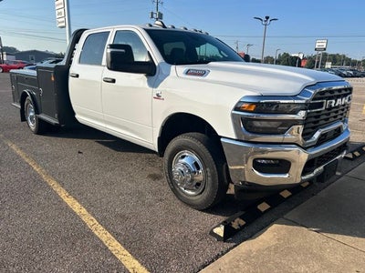 2027 RAM Ram 3500 Chassis Cab RAM 3500 TRADESMAN CREW CAB CHASSIS 4X4 60' CA