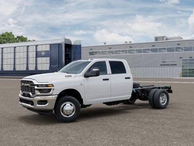 2027 RAM Ram 3500 Chassis Cab RAM 3500 TRADESMAN CREW CAB CHASSIS 4X4 60' CA