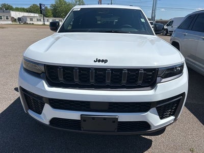 2026 Jeep Grand Cherokee Laredo Altitude