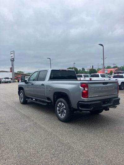 2026 Chevrolet Silverado 2500HD Custom