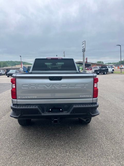 2026 Chevrolet Silverado 2500HD Custom