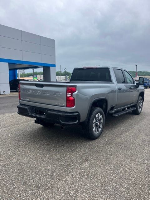 2026 Chevrolet Silverado 2500HD Custom